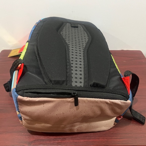 Sprayground x Naruto Shippuden Backpack - Picture 8 of 15